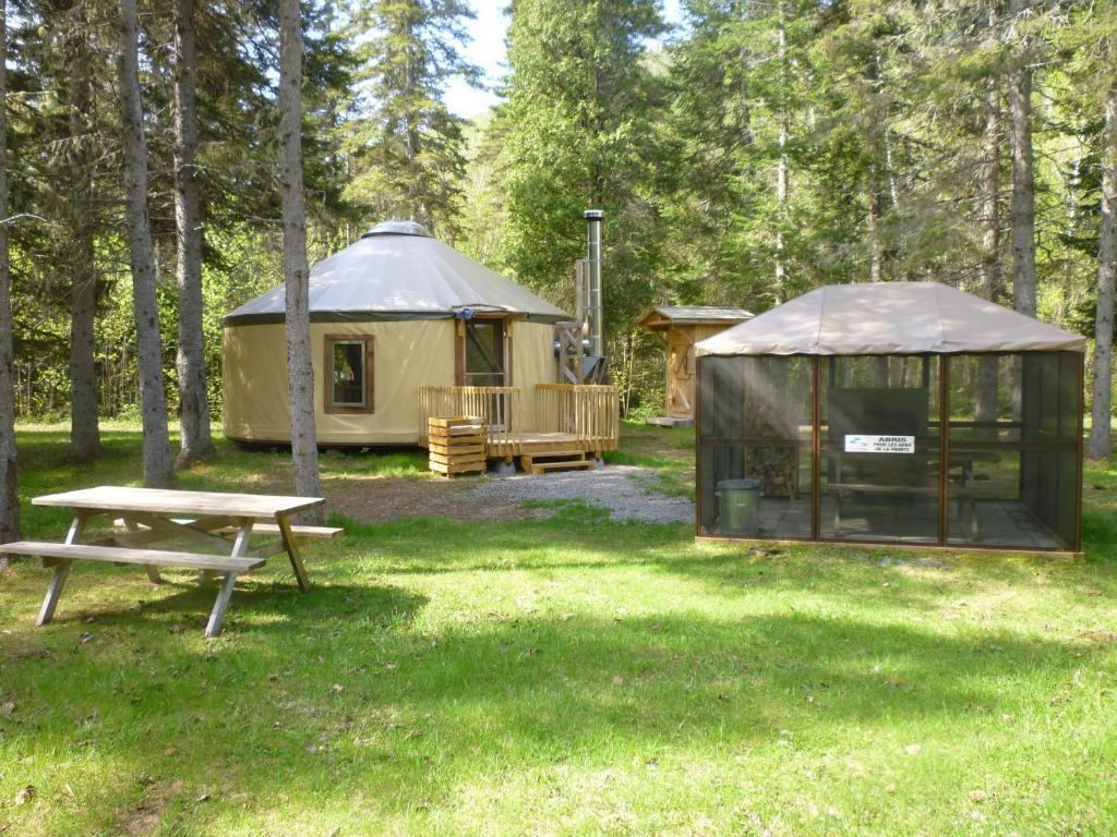 Вілла Riviere Petit Saguenay Екстер'єр фото